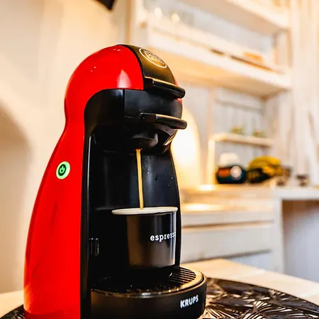 Opus * Ájosz Sztéfanosz